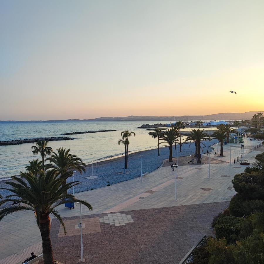 Grand Studio Bord De Mer- Acces Direct Aux Plages サン・ローラン・デュ・ヴァール エクステリア 写真